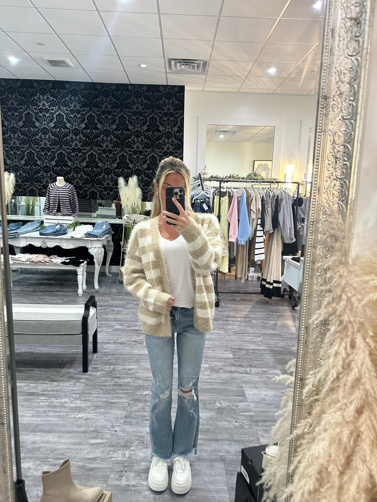 Side Note Cardi